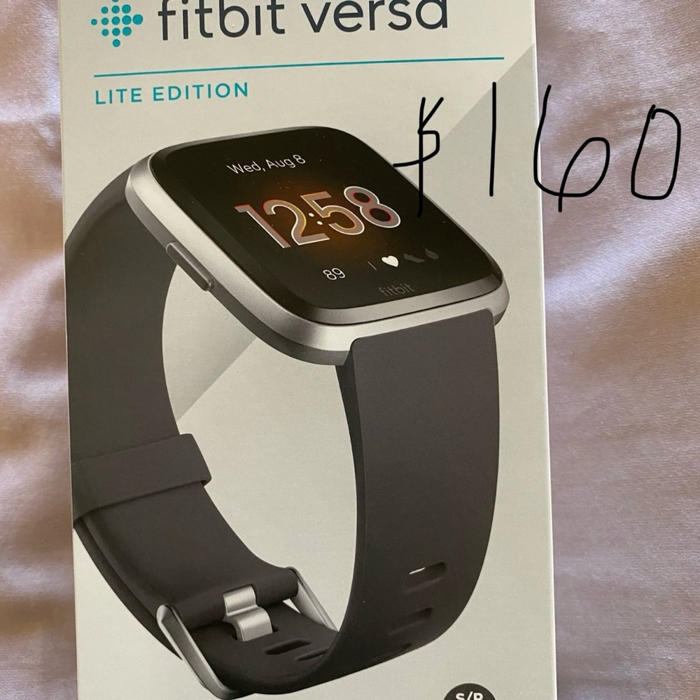 Fitbit Versa Lite Edition Smartwatch - Black